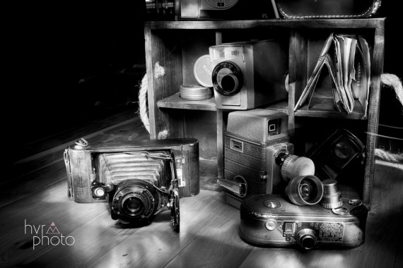 Haley-V-Reese-photography-light-painting-old-cameras-blog_id3